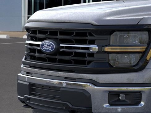 Used 2025 Ford F150 XLT w/ Equipment Group 302A MID image 11