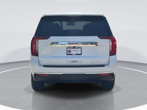 Used 2024 GMC Yukon SLT AWD/4WD image 4