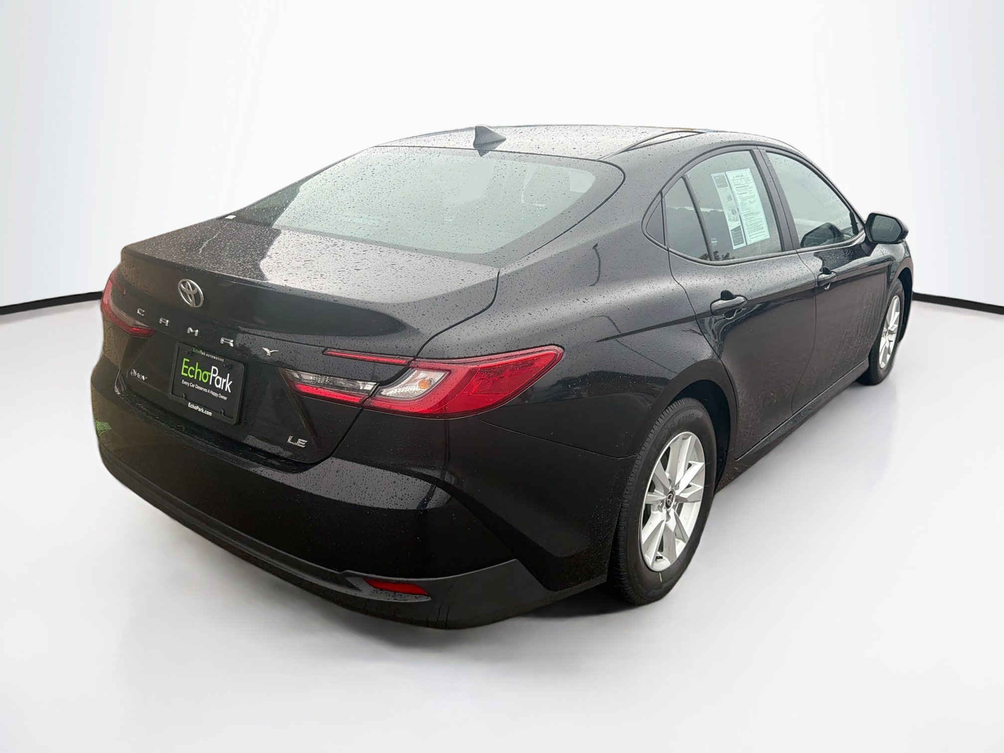 Used 2025 Toyota Camry LE FWD image 9
