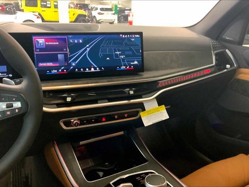 New 2026 BMW X5 xDrive50e image 6