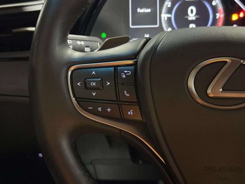 Used 2023 Lexus ES 350 w/ Premium Package FWD image 16