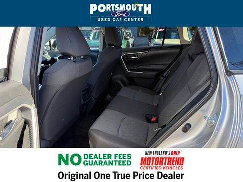 Used 2024 Toyota RAV4 XLE image 5