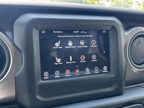 Used 2022 Jeep Wrangler Unlimited Sport AWD/4WD image 19