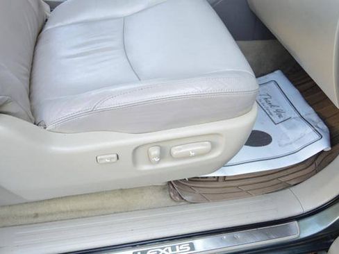 Used 2007 Lexus GX 470 AWD/4WD image 32
