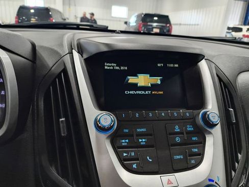 Used 2017 Chevrolet Equinox LT w/ Convenience Package AWD/4WD image 13