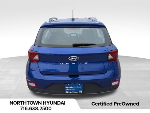 Certified 2023 Hyundai Venue Limited w/ Cargo Package image 16