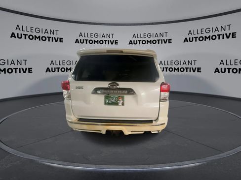 Used 2011 Toyota 4Runner SR5 AWD/4WD image 8