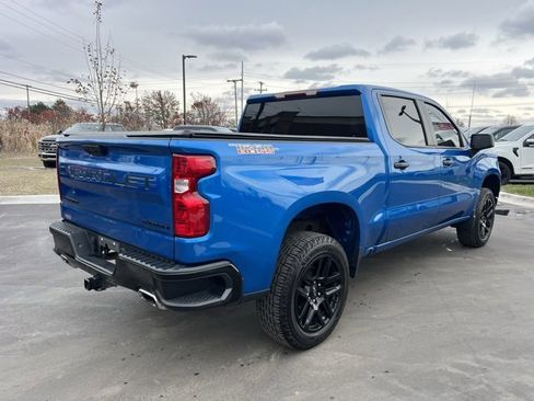 Used 2022 Chevrolet Silverado 1500 Custom Trail Boss w/ LPO, Dark Essentials Package image 5