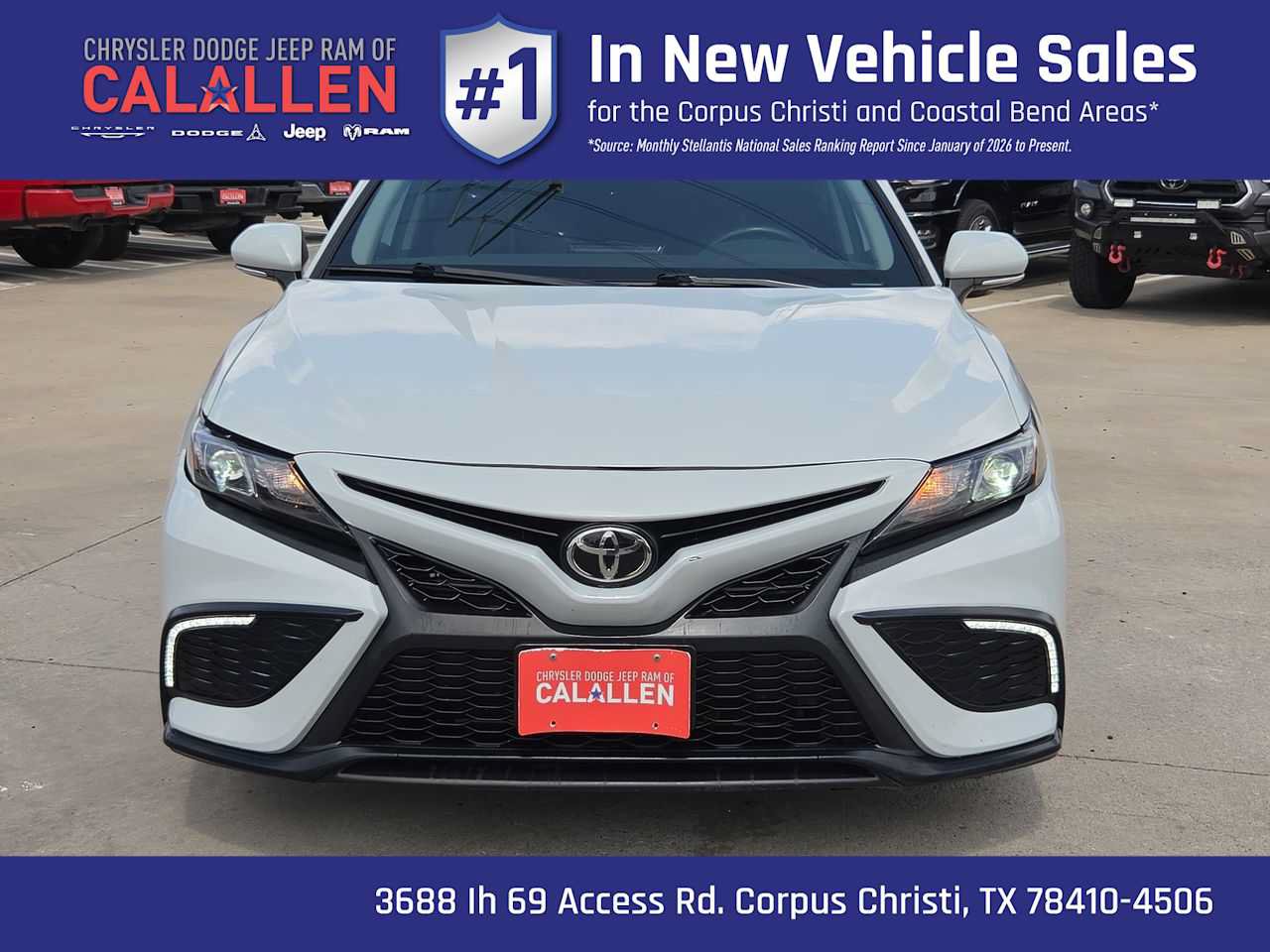Used 2023 Toyota Camry SE w/ Convenience Package FWD image 14