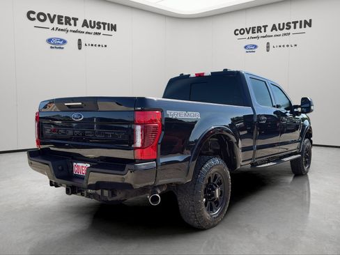 Used 2022 Ford F250 Lariat w/ Tremor Off-Road Package AWD/4WD image 6