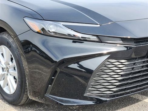 New 2026 Toyota Camry LE image 6