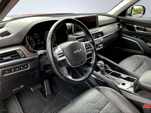 Used 2022 Kia Telluride SX w/ SX Prestige Package image 14