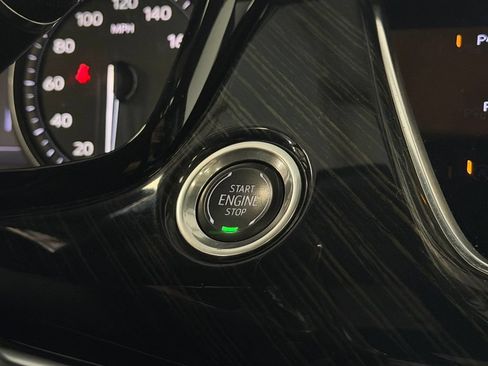 Used 2021 Cadillac XT6 Premium Luxury FWD image 23