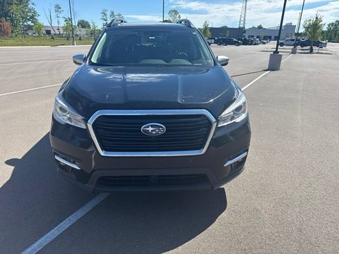 Used 2019 Subaru Ascent Touring w/ Popular Package #3 AWD/4WD image 2