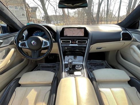 Used 2022 BMW ALPINA B8 xDrive Gran Coupe image 10