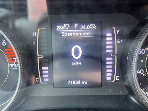 Used 2019 Jeep Cherokee Latitude w/ Popular Appearance Group image 3