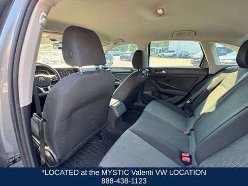 Certified 2021 Volkswagen Jetta FWD image 11