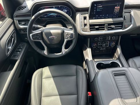 Used 2023 Chevrolet Tahoe Z71 w/ Z71 Off-Road Package AWD/4WD image 24
