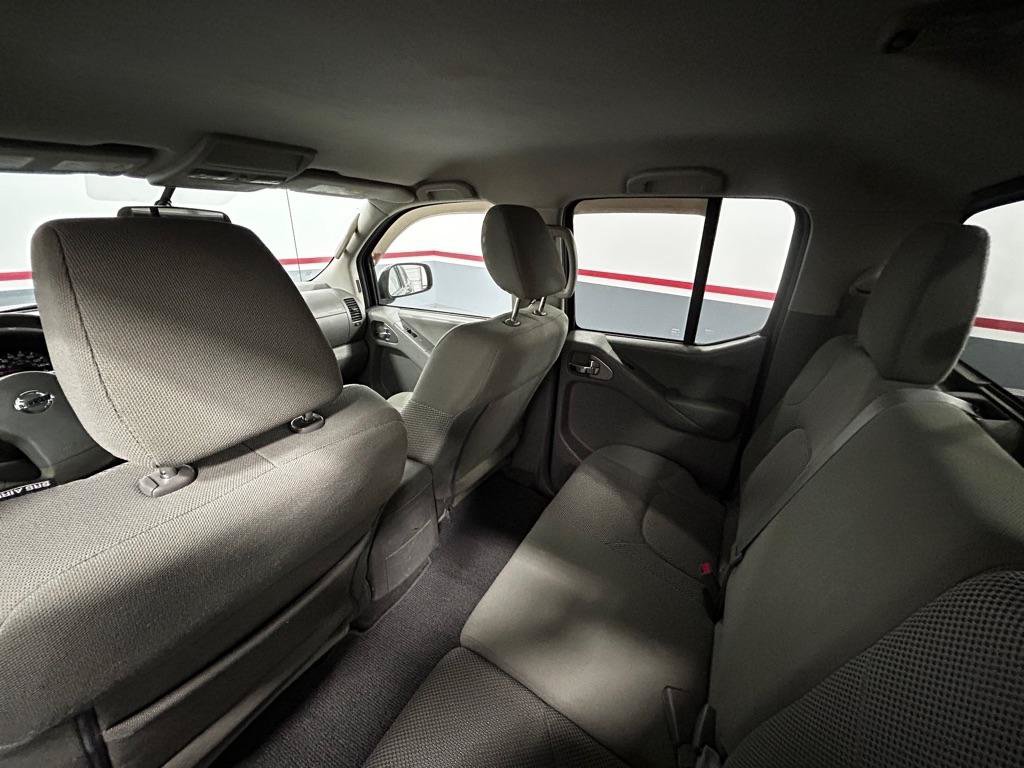 Used 2019 Nissan Frontier SV AWD/4WD image 8