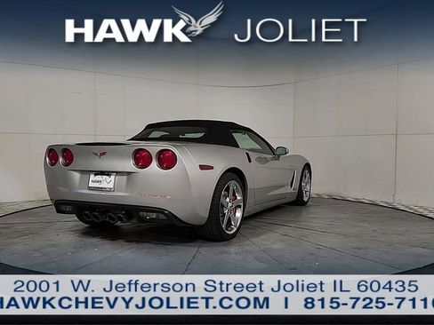 Used 2005 Chevrolet Corvette Convertible w/ Preferred Equipment Group RWD image 9