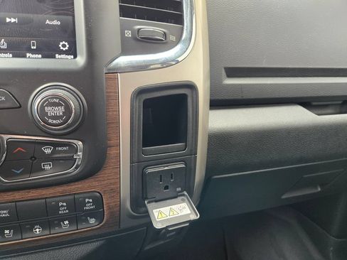 Used 2018 RAM 2500 Laramie AWD/4WD image 31