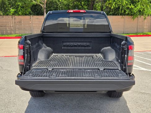 Used 2026 Nissan Frontier PRO-4X AWD/4WD image 24