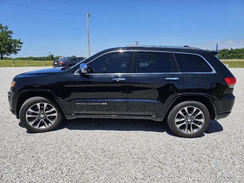 Used 2017 Jeep Grand Cherokee Overland AWD/4WD image 8