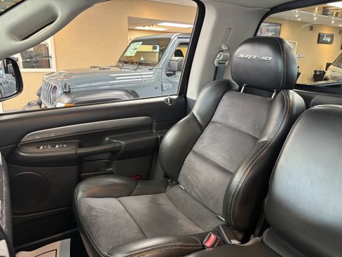 Used 2005 Dodge Ram 1500 Truck 2WD Regular Cab image 26