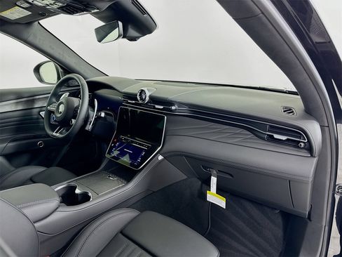 New 2025 Maserati Grecale GT image 30