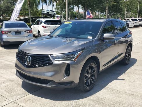 Used 2025 Acura RDX SH-AWD image 3