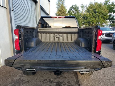 Used 2026 Chevrolet Silverado 1500 LTZ w/ LTZ Premium Package AWD/4WD image 9