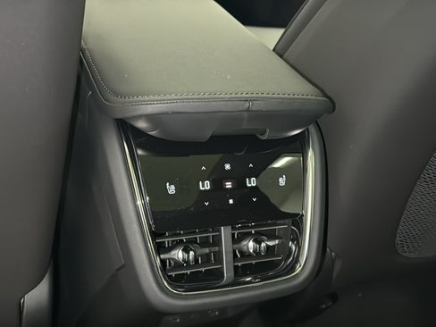 New 2026 Volvo EX90 Ultra AWD/4WD image 30