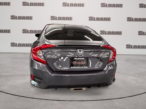 Used 2019 Honda Civic Sport image 4