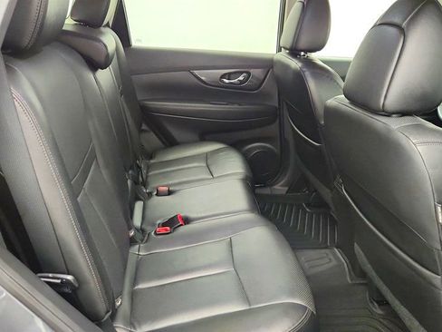 Used 2016 Nissan Rogue SL image 23