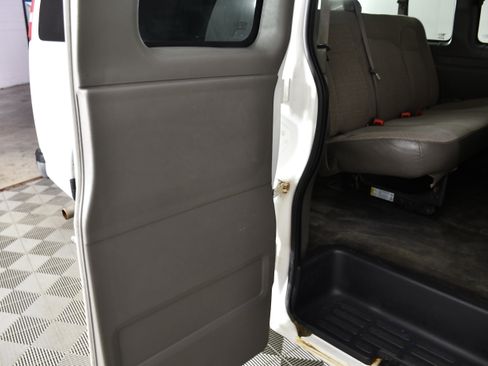 Used 2013 Chevrolet Express 3500 LT w/ LT Preferred Equipment Group RWD image 41