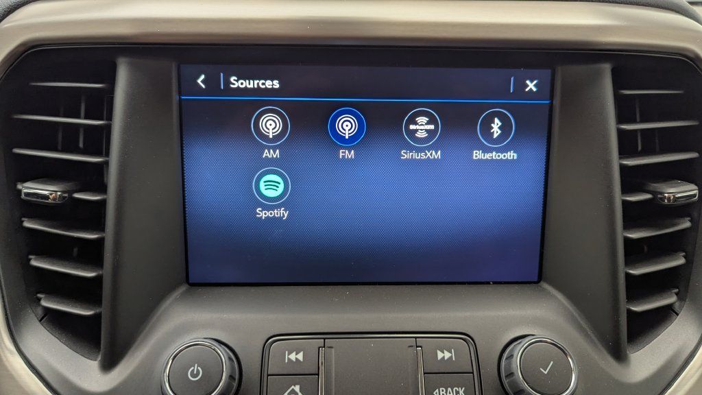 Used 2023 GMC Acadia Denali w/ LPO, Floor Liner Package FWD image 18