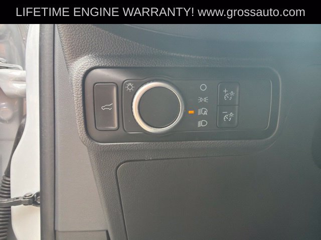 Used 2025 Ford Explorer Active AWD/4WD image 12