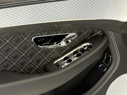 Used 2022 Bentley Continental GT Speed image 14