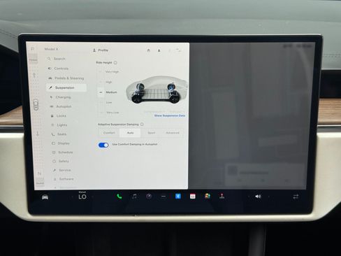 Used 2022 Tesla Model X AWD/4WD image 24