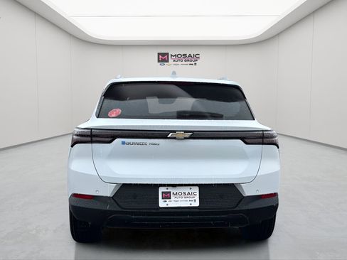 New 2026 Chevrolet Equinox EV LT AWD/4WD image 4