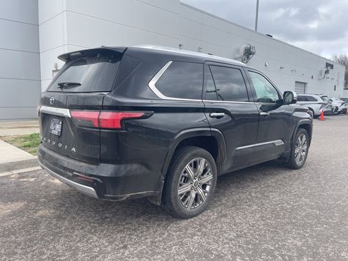 Used 2024 Toyota Sequoia Capstone image 4