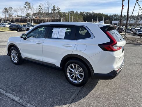 Certified 2023 Honda CR-V EX image 8