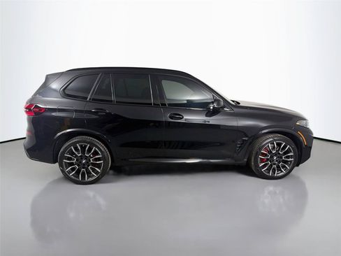 New 2026 BMW X5 xDrive40i w/ M Sport Package AWD/4WD image 4
