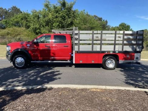 Used 2019 RAM 5500 Tradesman w/ Chrome Appearance Group RWD image 5