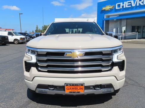 Certified 2026 Chevrolet Silverado 1500 High Country w/ Technology Package AWD/4WD image 2