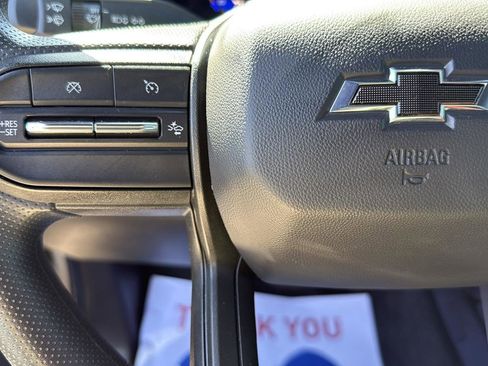 Used 2024 Chevrolet Colorado Trail Boss w/ Technology Package image 17