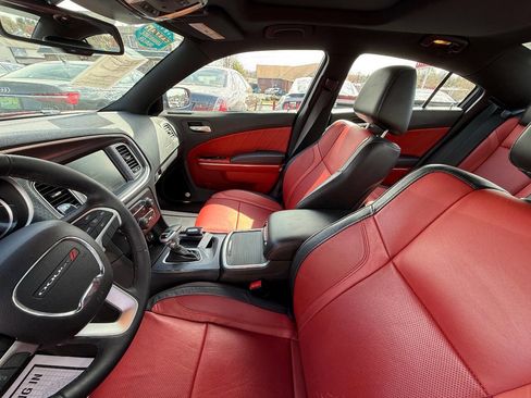 Used 2015 Dodge Charger SXT w/ AWD Plus Group image 9