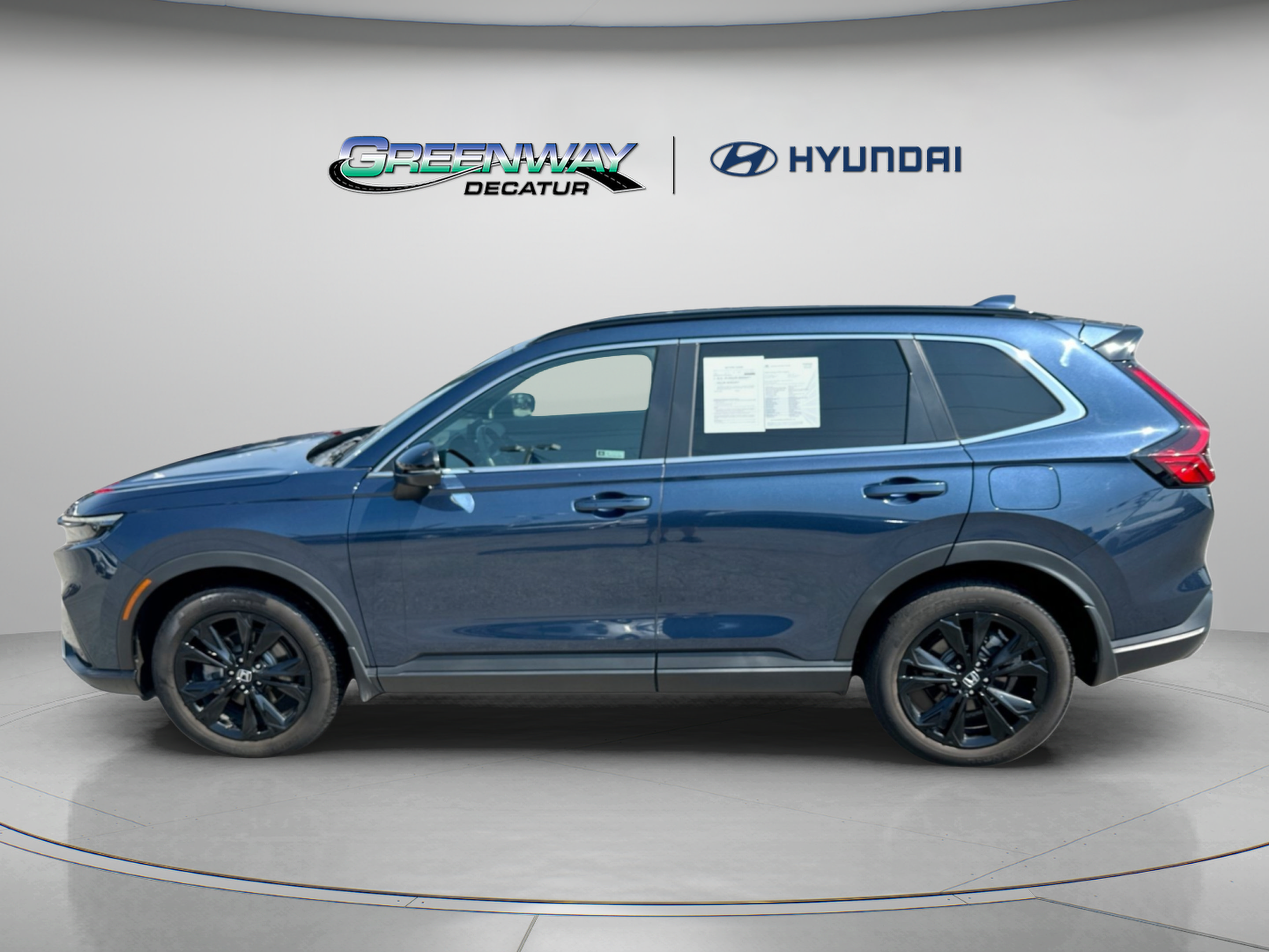Used 2023 Honda CR-V Sport Touring image 4