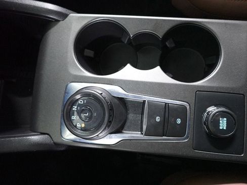 Used 2025 Ford Bronco Sport Outer Banks w/ Outer Banks Tech Package+ image 21