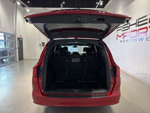 Used 2023 Honda Odyssey Sport image 32